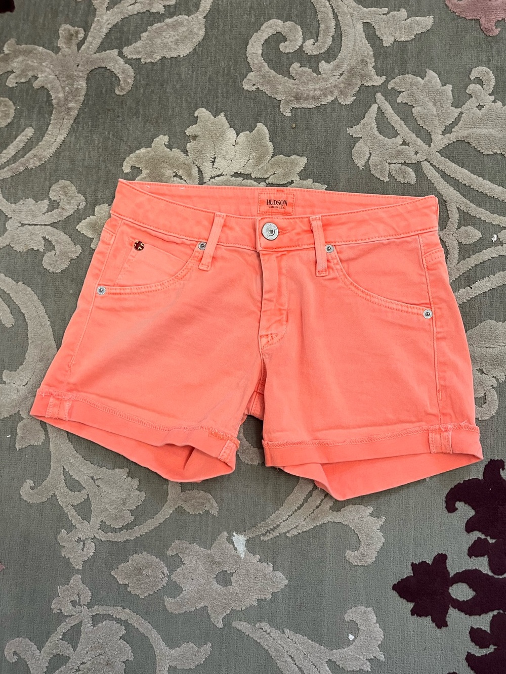 Hudson 24 shorts Hampton cuffed short orange